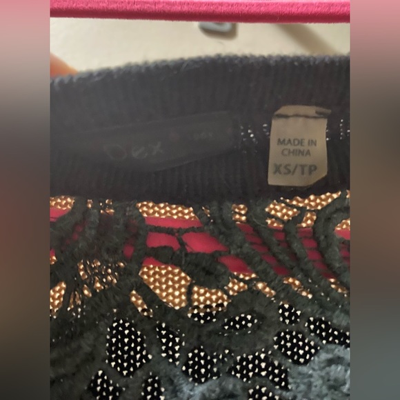 Dex size xs sweater with lace detail - Picture 2 of 2